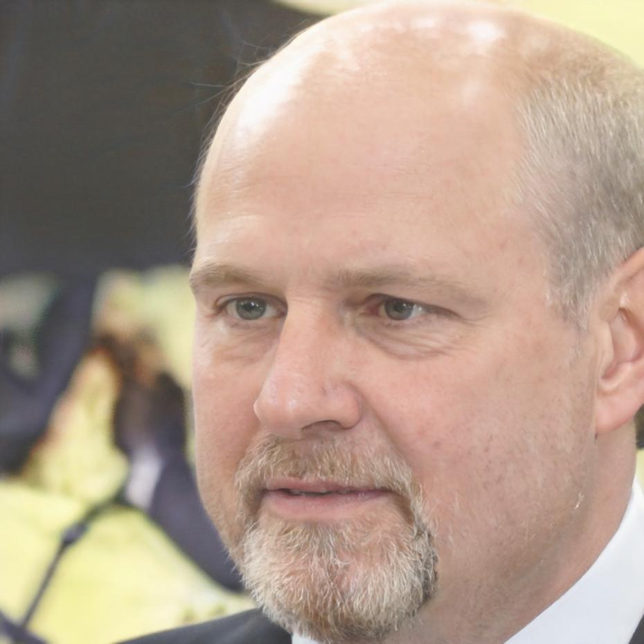 Emmett Harlow, Lead Financial Training Specialist